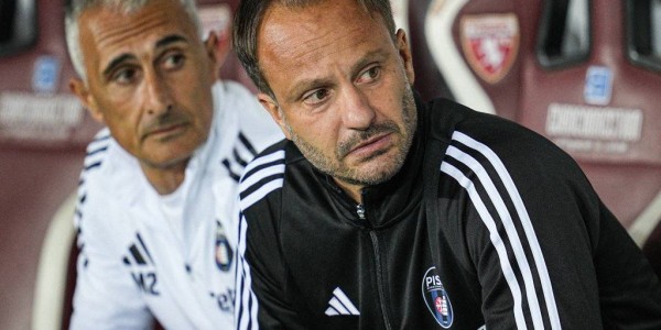 意甲各队主帅年薪排行：孔蒂800万欧居首，阿莱格里500万欧次之