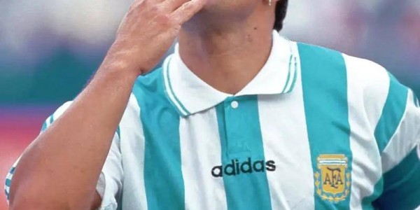 足坛历史最攻防兼备梦幻阵容：进攻如矛，防守似盾