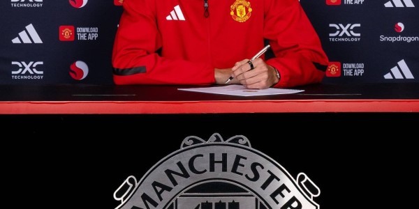 TA：曼联方面表示塞斯科工资并没有比纽卡给的多，后者对此有异议